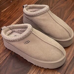 UGG Tan Cozy Slippers with Plush Lining